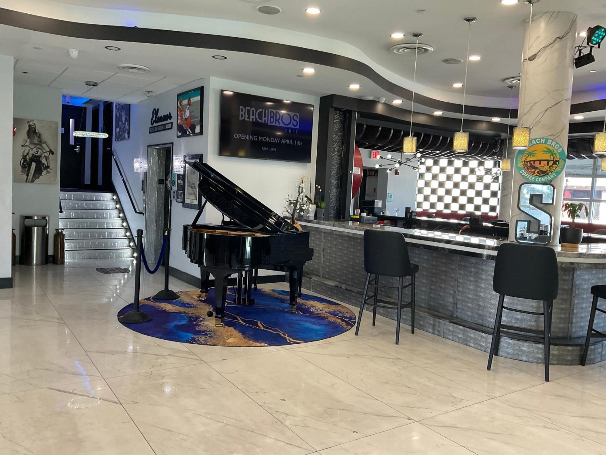 流线酒店-德通纳海滩市 代托纳海滩 外观 照片