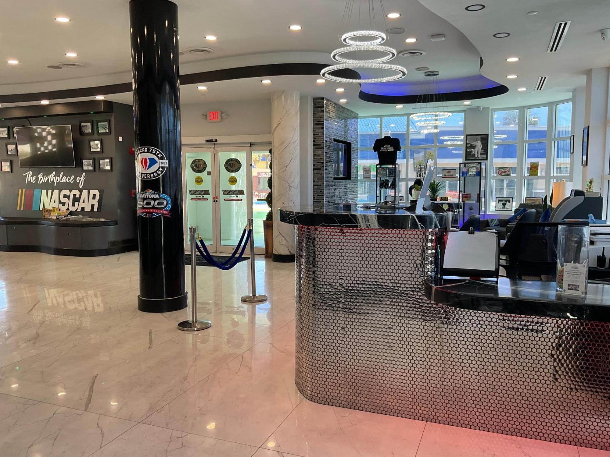流线酒店-德通纳海滩市 代托纳海滩 外观 照片