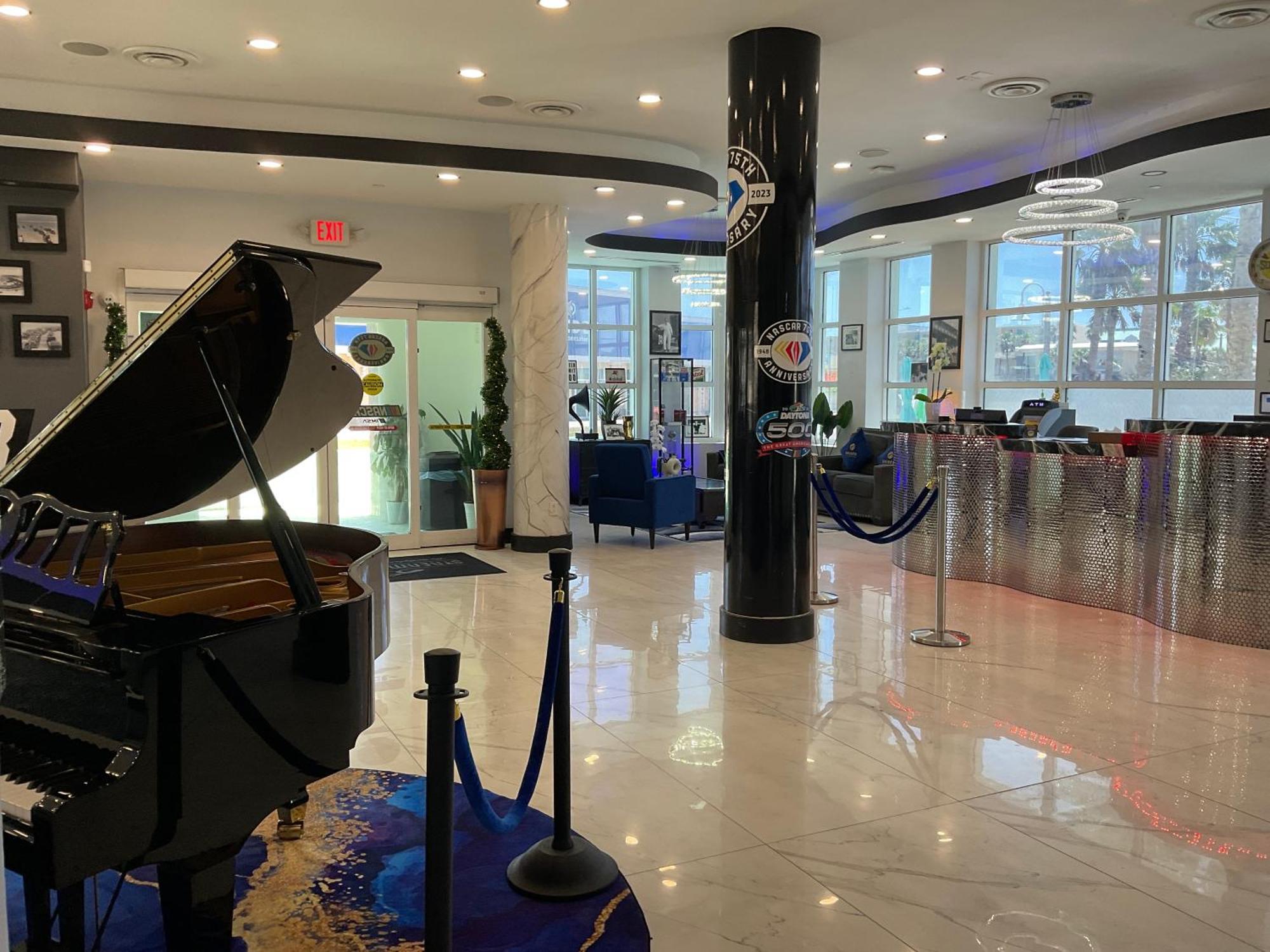 流线酒店-德通纳海滩市 代托纳海滩 外观 照片