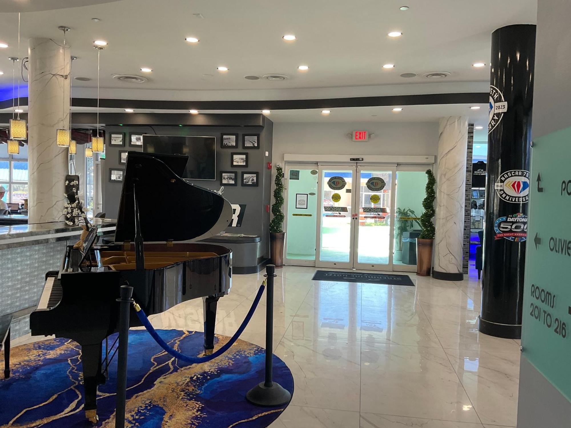流线酒店-德通纳海滩市 代托纳海滩 外观 照片