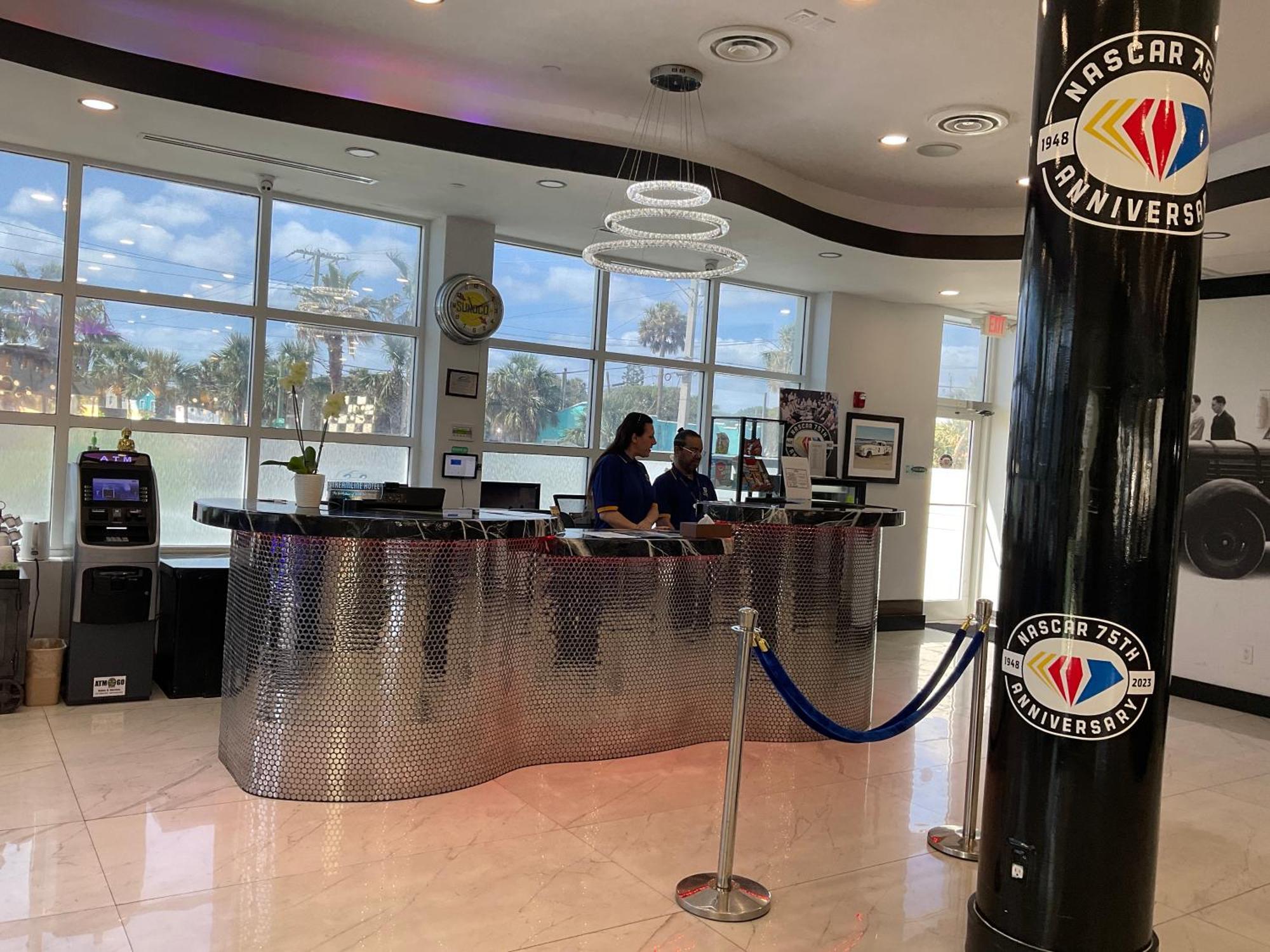 流线酒店-德通纳海滩市 代托纳海滩 外观 照片